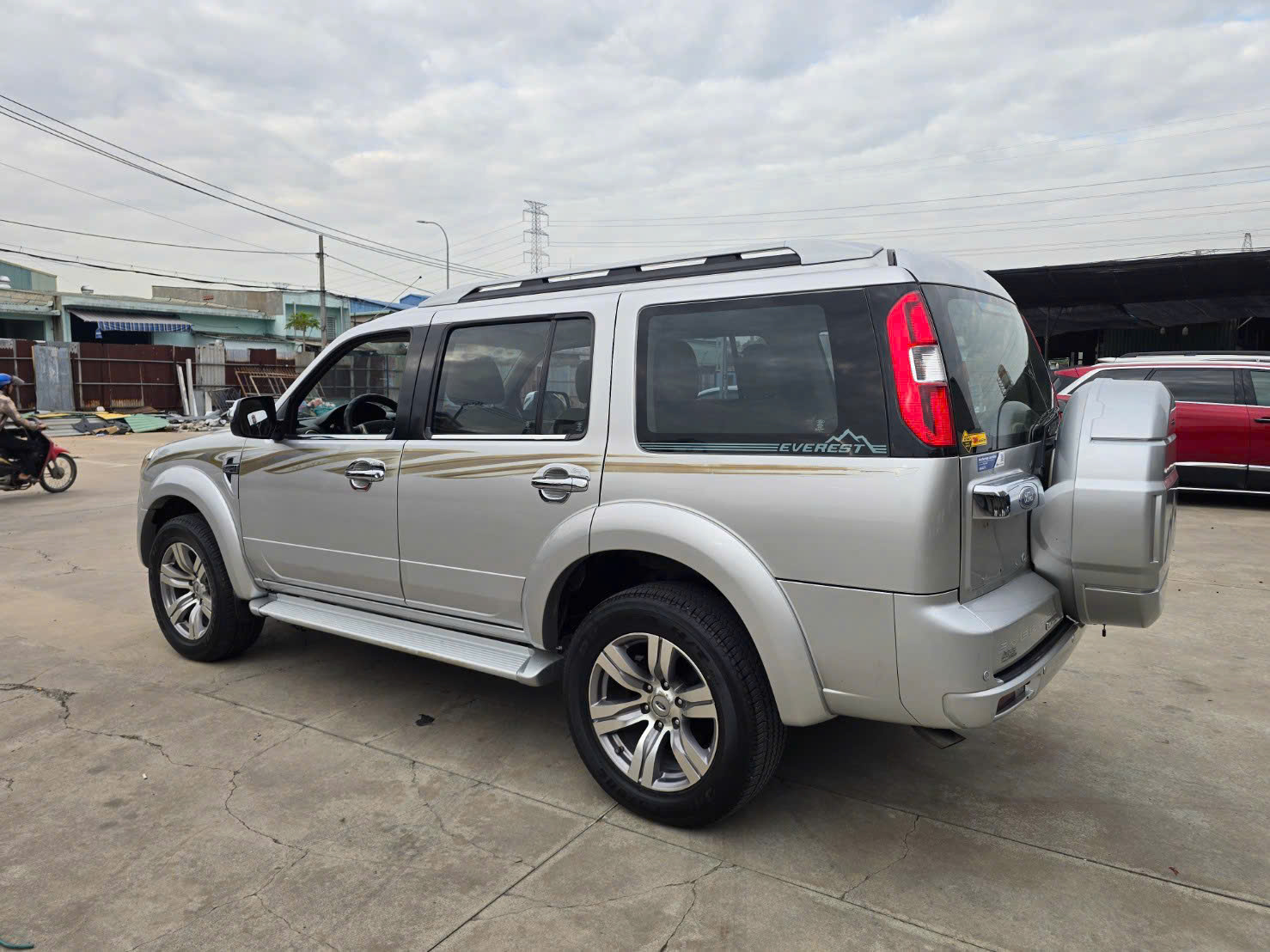 Ford Everest 2009 - Ảnh 5