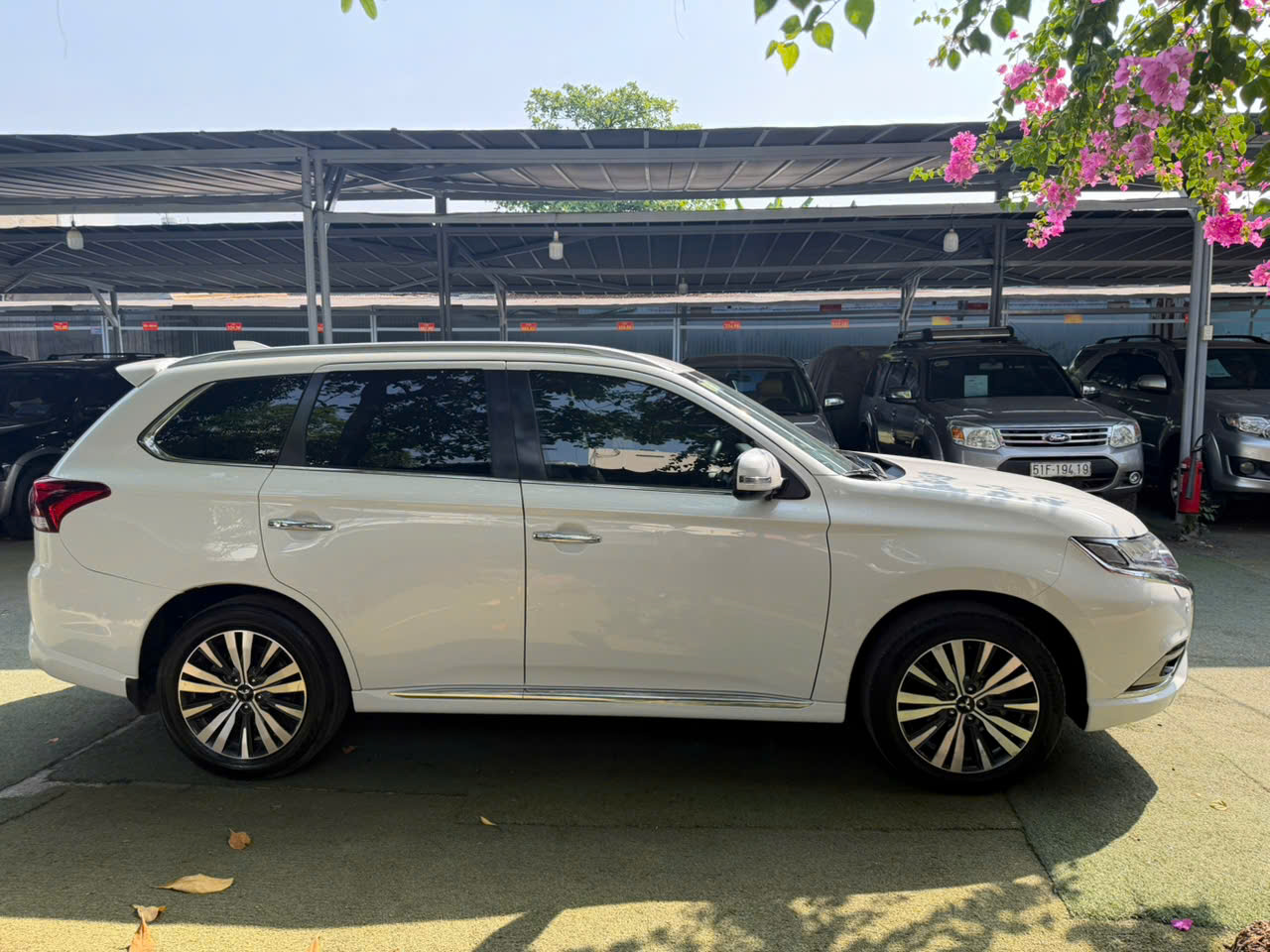 Mitsubishi Outlander 2022 (Premium 2.0) - Ảnh 3